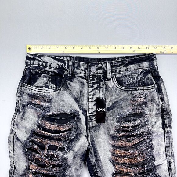 BoohooMAN Relaxed Rigid Extreme Ripped Tinted Denim Jorts‎ In Mid Grey Size 30 - Picture 6 of 12